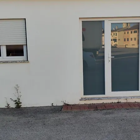 Small House Da * Tocha